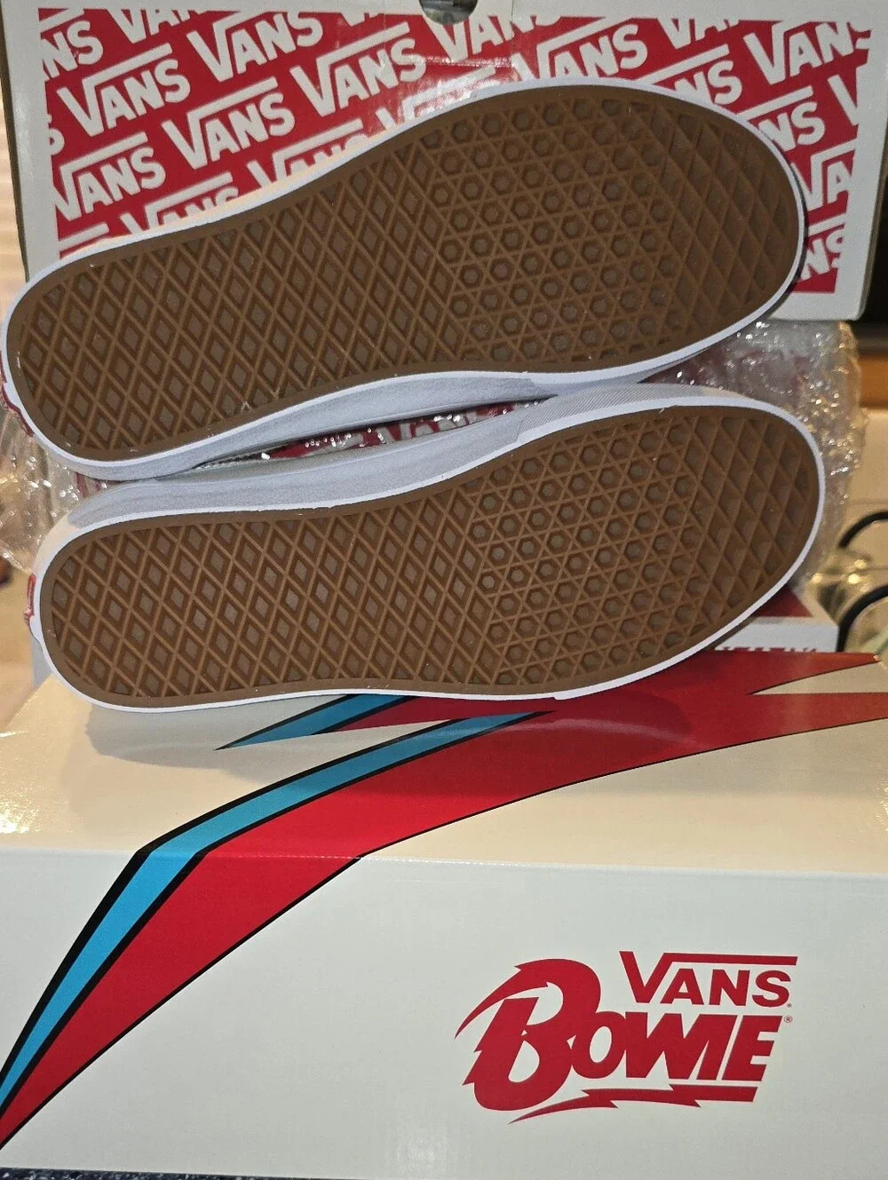 Vans David Bowie Alladin Sane Brand New In The Box